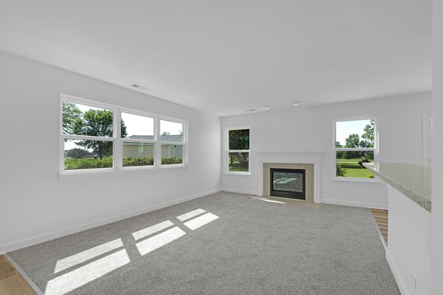 260 Wedgewood Circle, Lake In The Hills, IL 60156