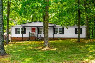 396 Parker Rd, Portland, TN 37148