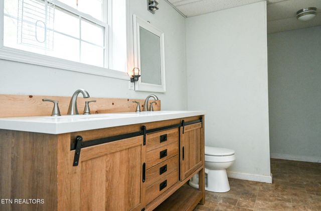 4040 NE Lynncrest Drive, Cleveland, TN 37323