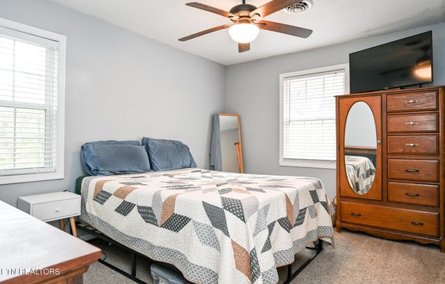 4040 NE Lynncrest Drive, Cleveland, TN 37323