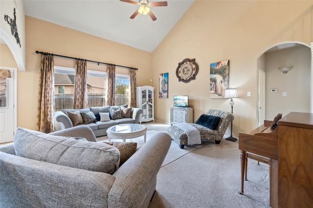 12555 Canyon Falls Boulevard, Willis, TX 77318