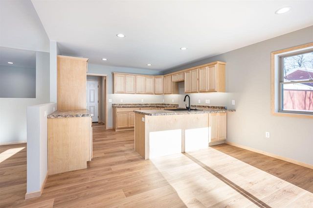 1618 Michigan Avenue, Wisconsin Dells, WI 53965