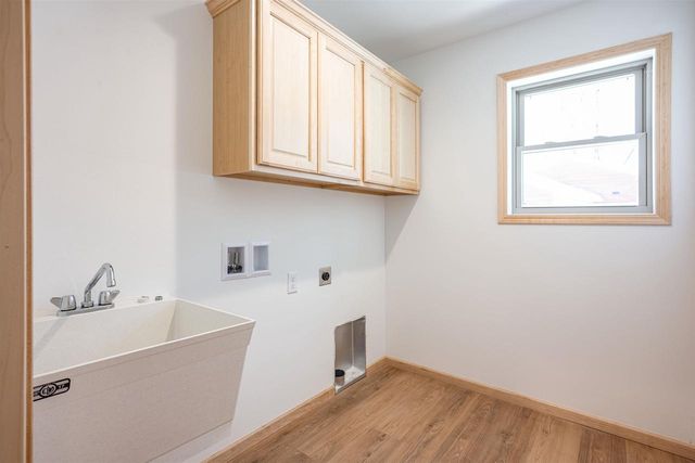 1618 Michigan Avenue, Wisconsin Dells, WI 53965