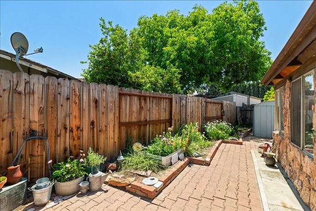 3212 Barry Ct, Ceres, CA 95307