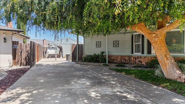 3212 Barry Ct, Ceres, CA 95307