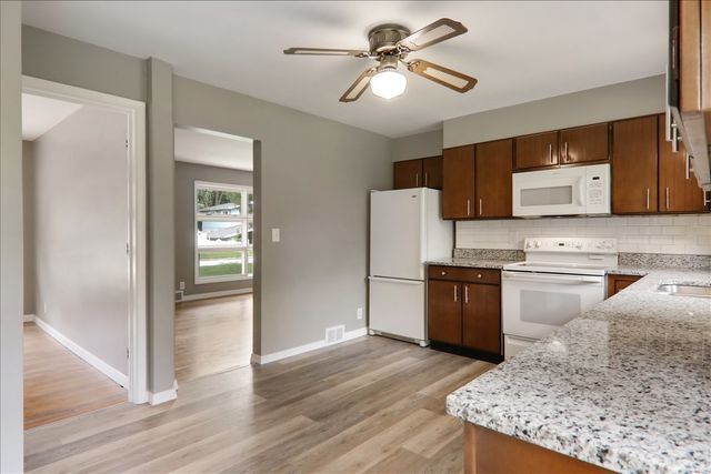 2114 Peirce Avenue, Bloomington, IL 61701