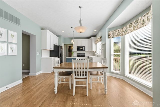 120 Pasture Court, Springboro, OH 45066