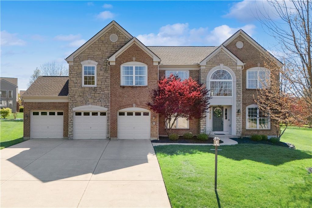 120 Pasture Court, Springboro, OH 45066