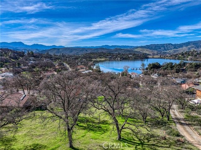 18954 Deer Hill Road, Hidden Valley Lake, CA 95467