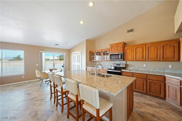 2500 Tecumseh Avenue, Pahrump, NV 89048