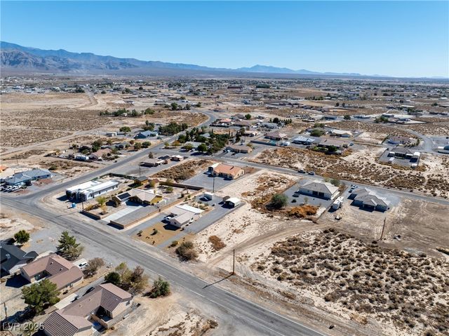 2500 Tecumseh Avenue, Pahrump, NV 89048