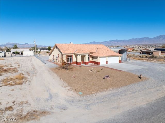 2500 Tecumseh Avenue, Pahrump, NV 89048
