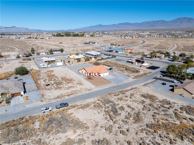 2500 Tecumseh Avenue, Pahrump, NV 89048