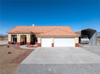2500 Tecumseh Avenue, Pahrump, NV 89048