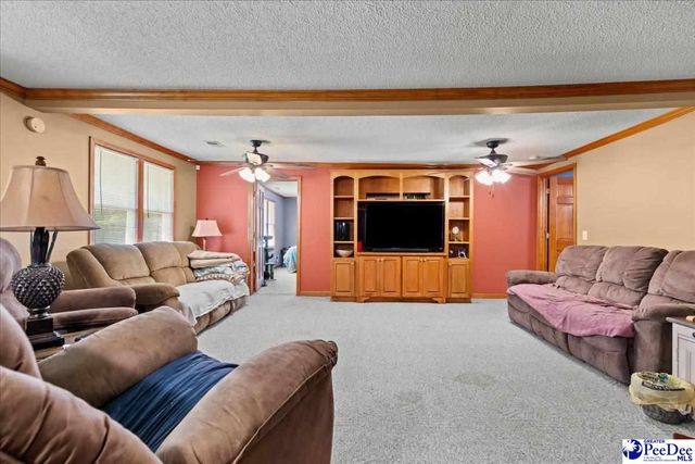 546 W Ralph Lane, Timmonsville, SC 29069