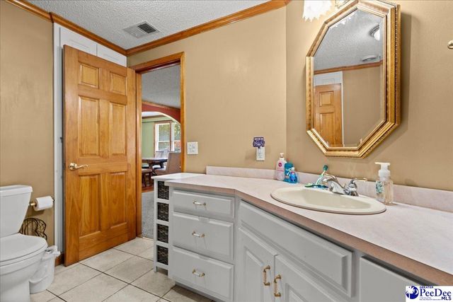 546 W Ralph Lane, Timmonsville, SC 29069