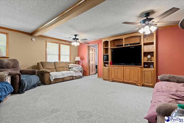 546 W Ralph Lane, Timmonsville, SC 29069