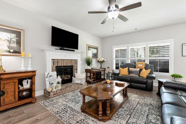 1311 Calgary Lake Drive, Winder, GA 30680