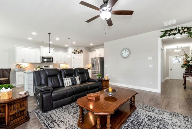 1311 Calgary Lake Drive, Winder, GA 30680