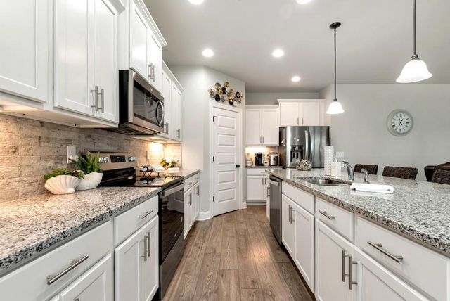 1311 Calgary Lake Drive, Winder, GA 30680