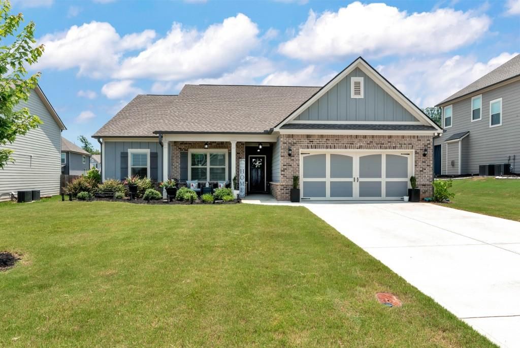 1311 Calgary Lake Drive, Winder, GA 30680