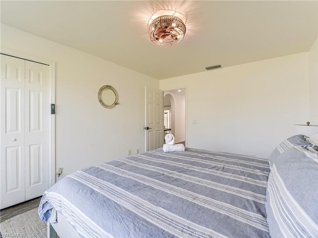 Image 25 of property listing at 1190 SW 57th ST, Cape Coral, FL 33914