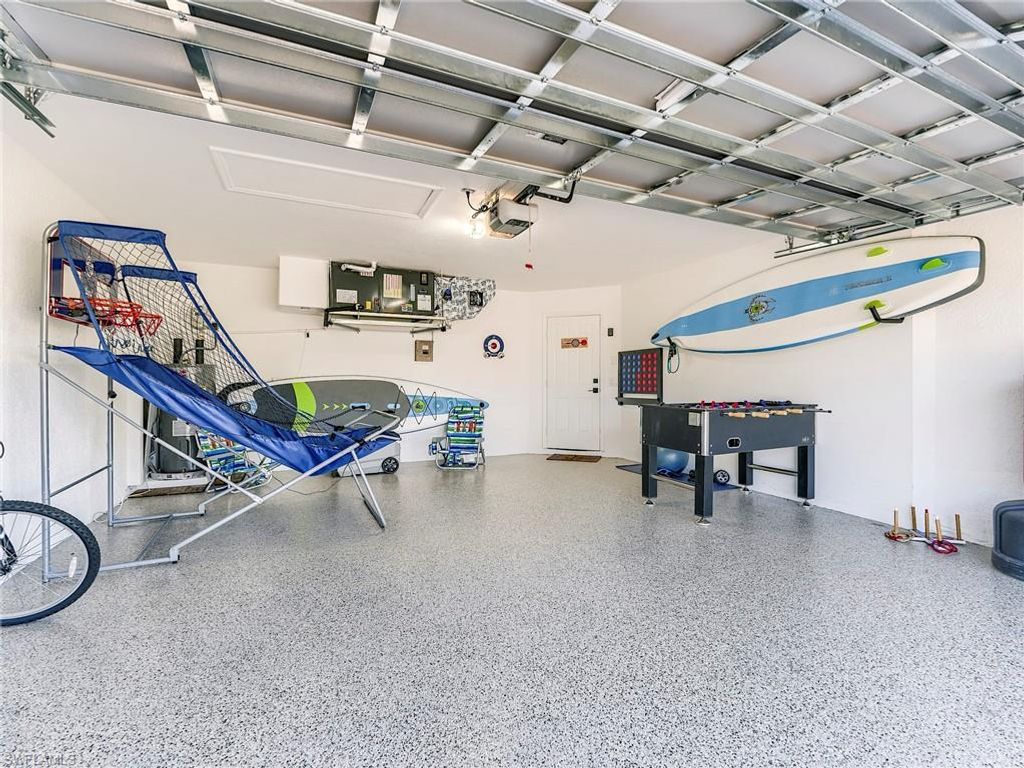 Image 36 of property listing at 1190 SW 57th ST, Cape Coral, FL 33914