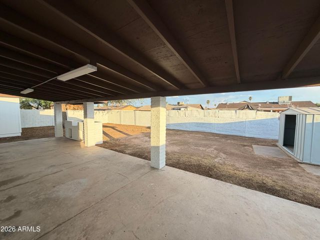 6829 W MONTE VISTA Road, Phoenix, AZ 85035
