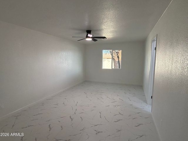 6829 W MONTE VISTA Road, Phoenix, AZ 85035