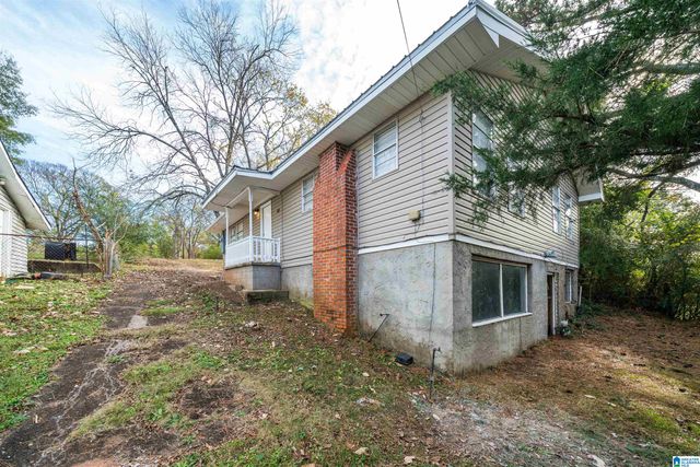 2815 FAIRFAX AVENUE, Bessemer, AL 35020