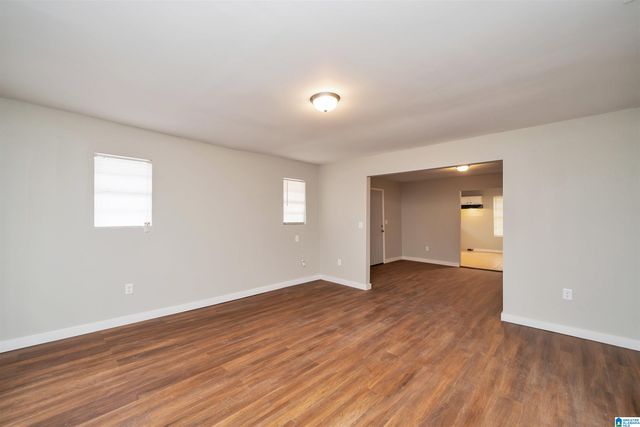 2815 FAIRFAX AVENUE, Bessemer, AL 35020