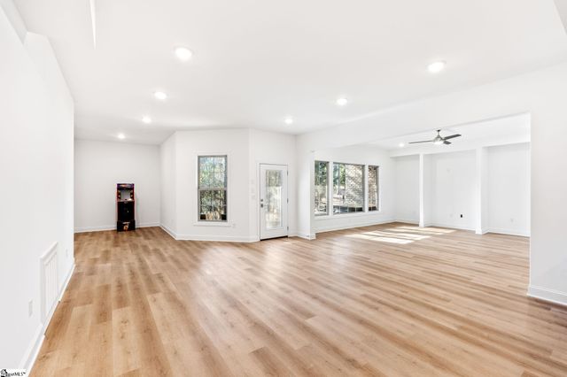 445 World Tour Drive, Inman, SC 29349