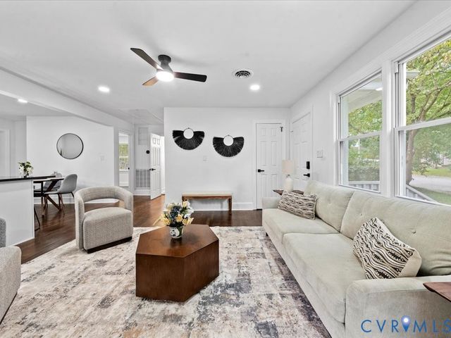 2203 Grant St, Hopewell, VA 23860