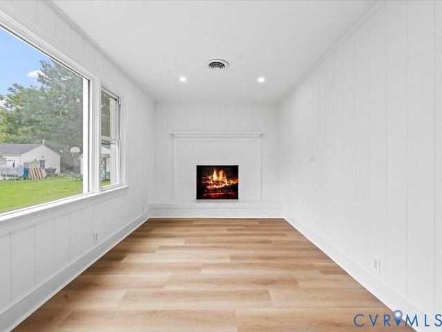 2203 Grant St, Hopewell, VA 23860