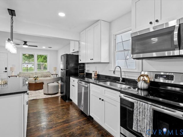 2203 Grant St, Hopewell, VA 23860