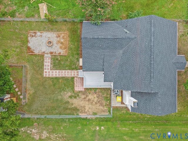 2203 Grant St, Hopewell, VA 23860
