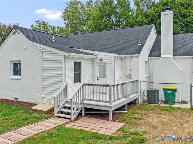2203 Grant St, Hopewell, VA 23860