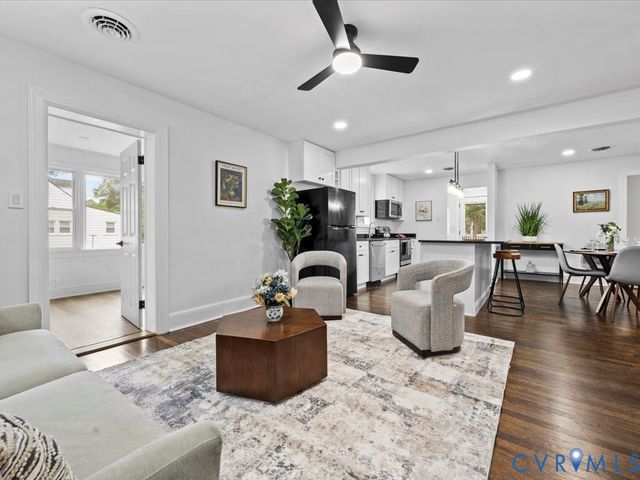 2203 Grant St, Hopewell, VA 23860