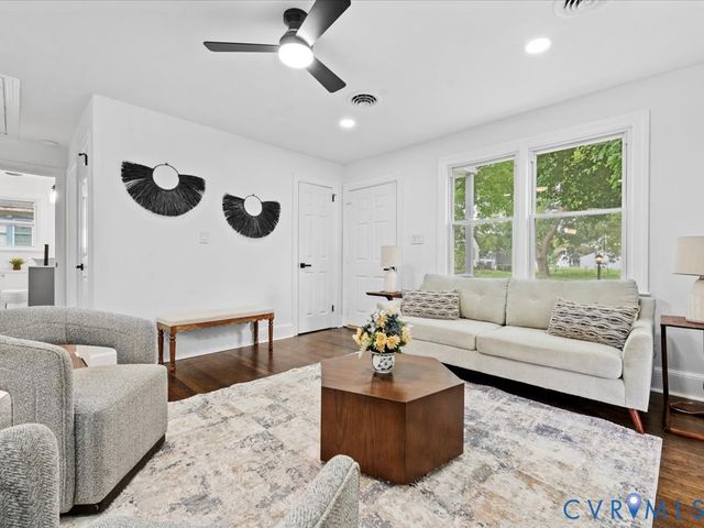 2203 Grant St, Hopewell, VA 23860