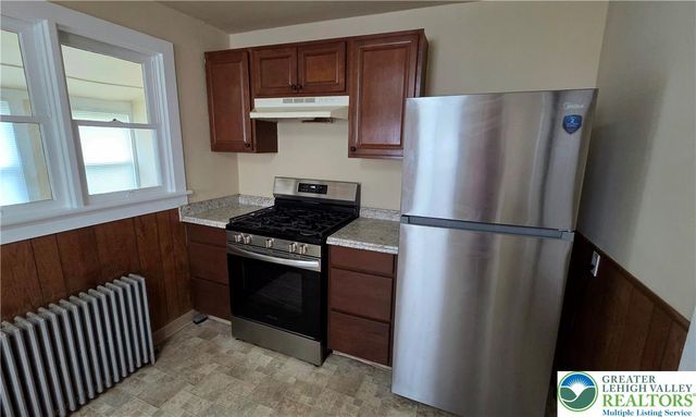 230 Wood Street, Catasauqua Boro, PA 18032