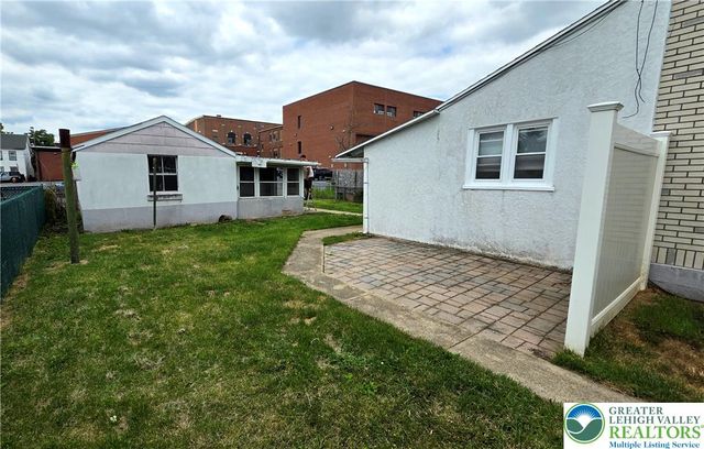 230 Wood Street, Catasauqua Boro, PA 18032