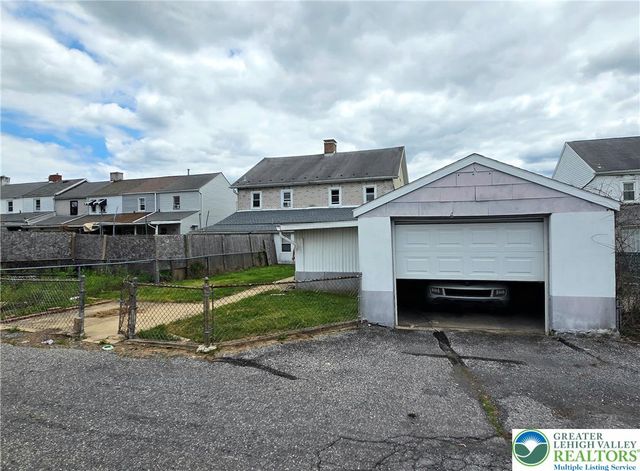 230 Wood Street, Catasauqua Boro, PA 18032