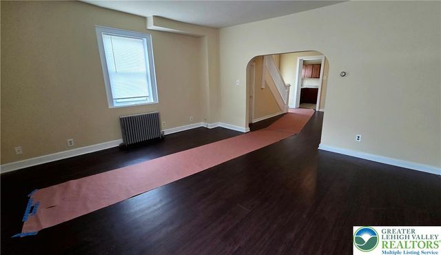 230 Wood Street, Catasauqua Boro, PA 18032