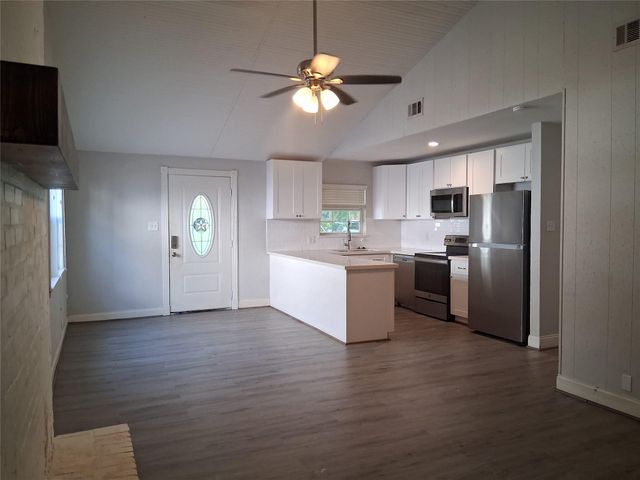 26445 E Lazy Ln, Magnolia, TX 77355