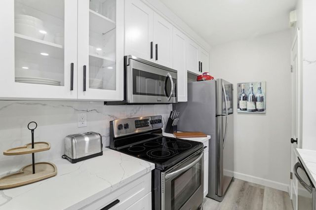 812 Blossom Hill Road 2, San Jose, CA 95123