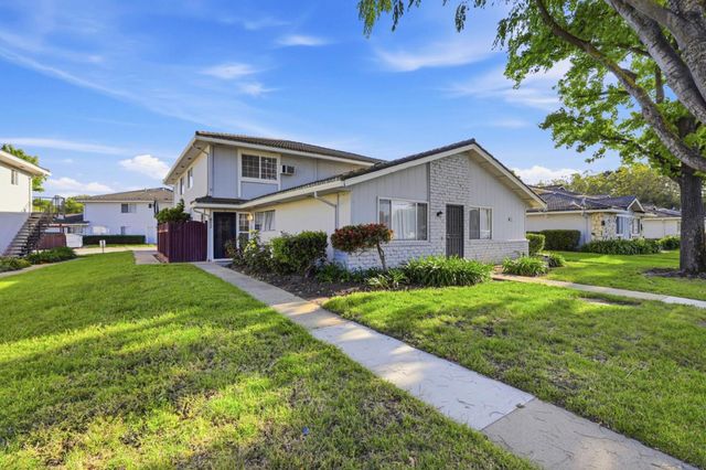 812 Blossom Hill Road 2, San Jose, CA 95123