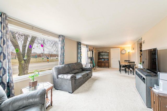1105 MADISON STREET, Little Chute, WI 54140