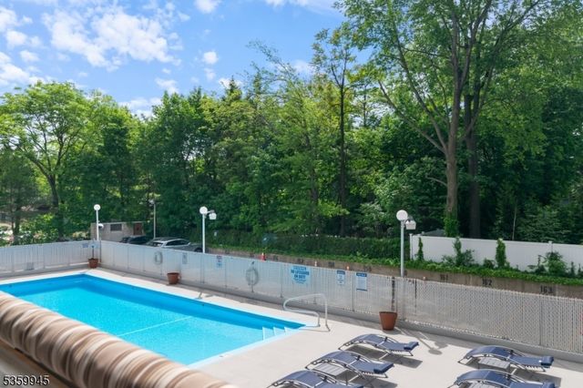 277 Prospect Ave 8D, Hackensack City, NJ 07601
