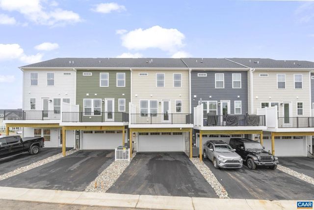 770 PARK RIDGE DR, Crozet, VA 22932