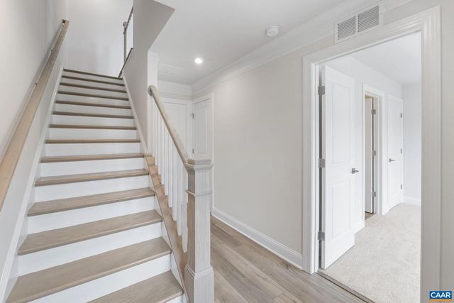 770 PARK RIDGE DR, Crozet, VA 22932